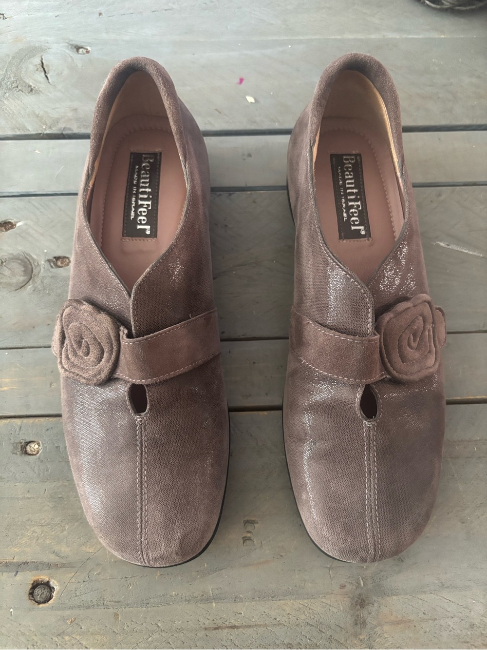 BeautiFeel Men’s Brown Suede Slip-On Loafers with Rose Accent